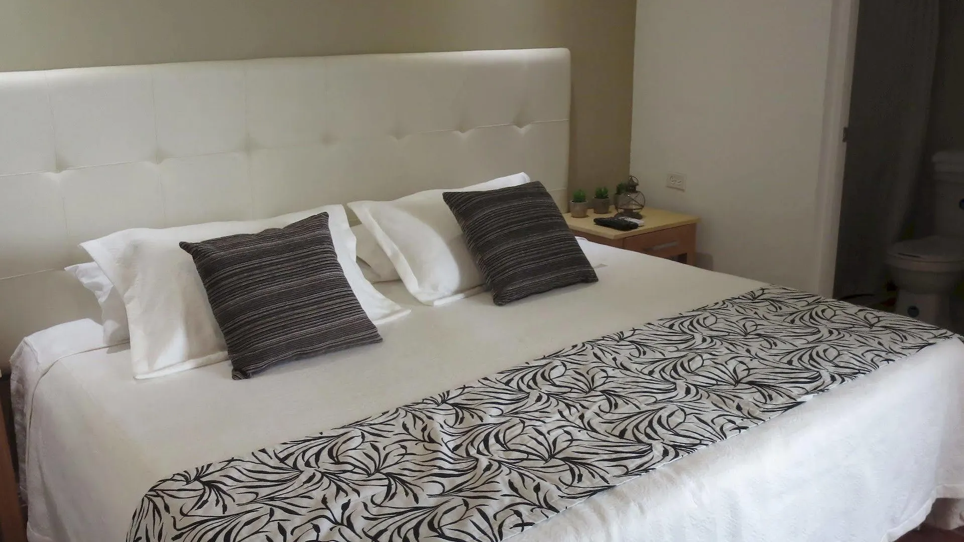 Casa La Sierpe By Hmc Otel Cartagena 3*,  Kolombiya