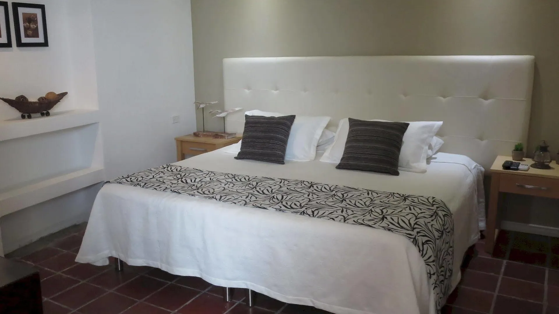 Casa La Sierpe By Hmc Otel Cartagena 3*,